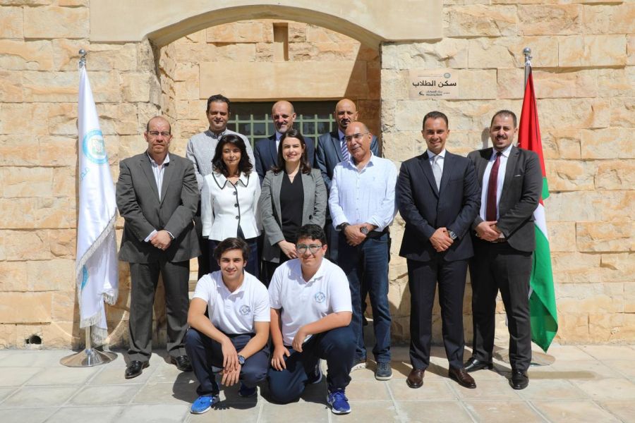 بنك الإسكان يدعم أعمال ترميم سكن