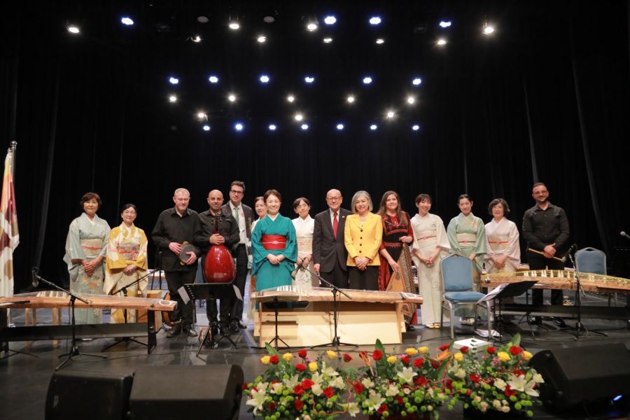 عرض فني بالذكرى الـ 70 للعلاقات