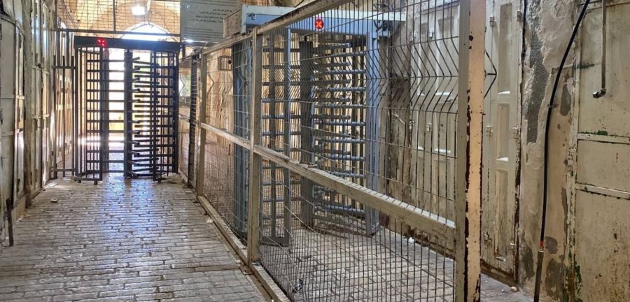 الاحتلال يغلق الحرم الإبراهيمي