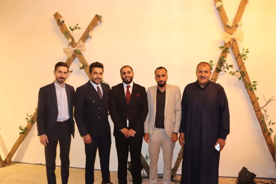 وليمة عشاء بمناسبة حفل زفاف الدكتور