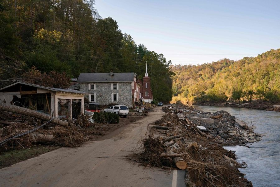 إعصار ميلتون يصل فلوريدا.. الخارجية تحذر