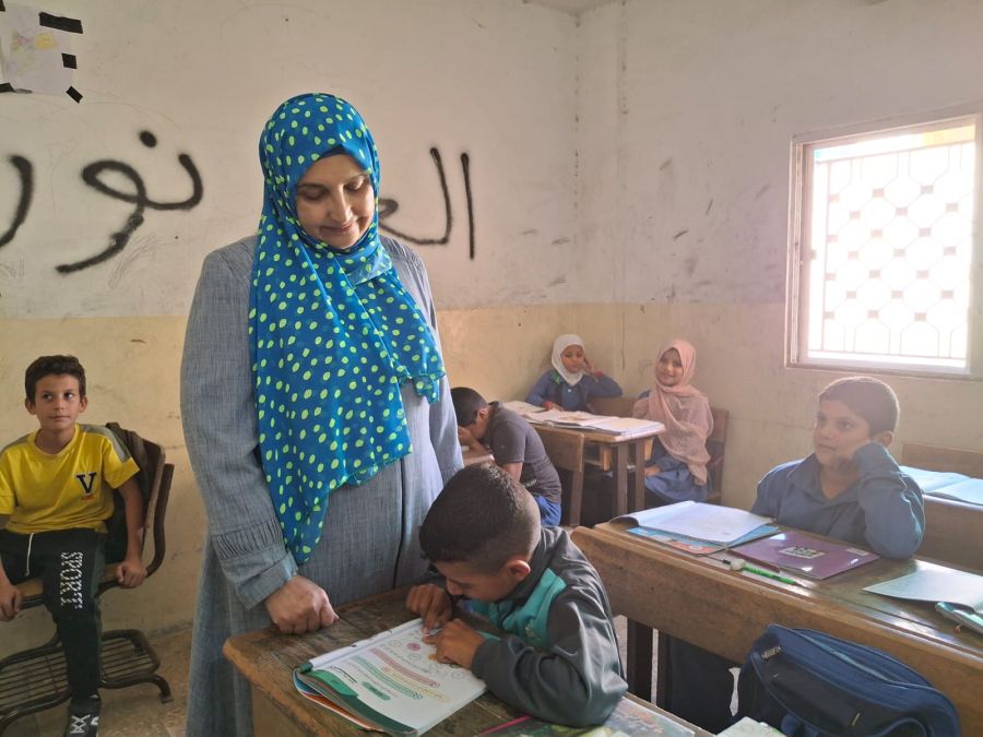 المومني في زيارة تفقدية لمدارس المديرية