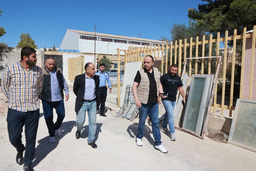 وزير الشباب في جولة تفقدية لمنشآت