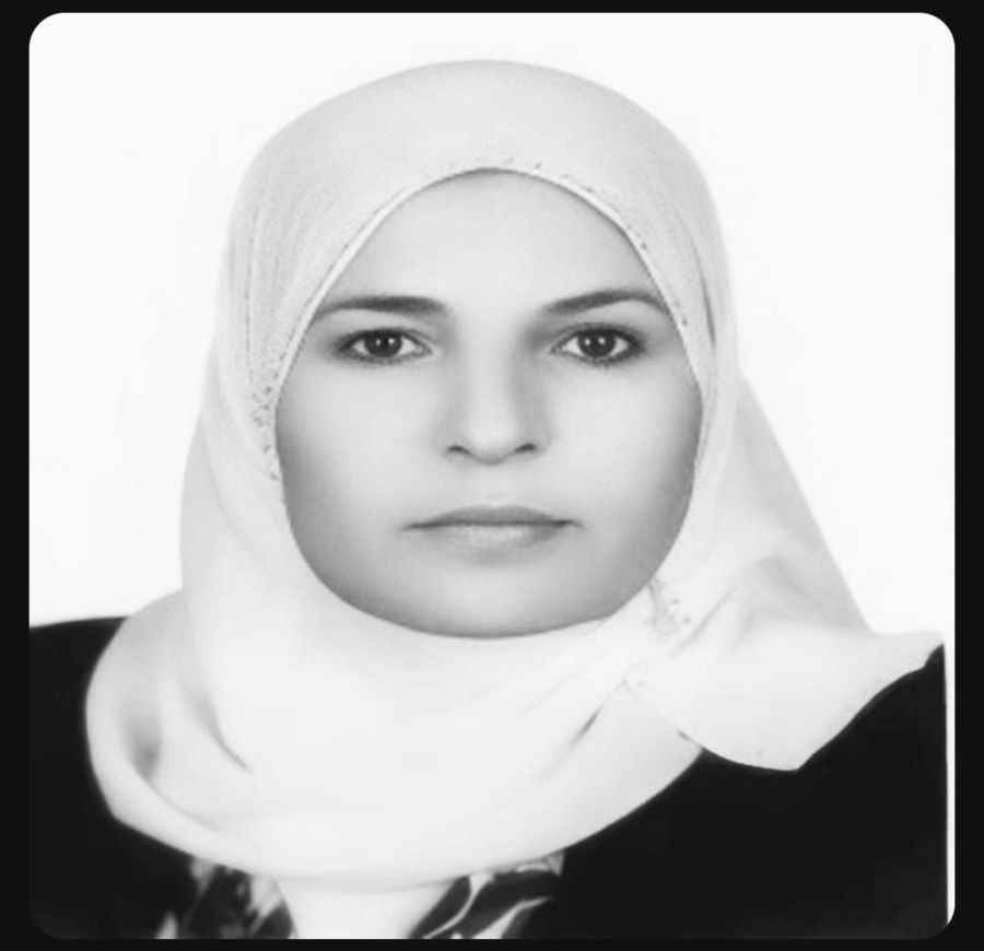 النائب السابقة حمدية القويدر الحمايدة في