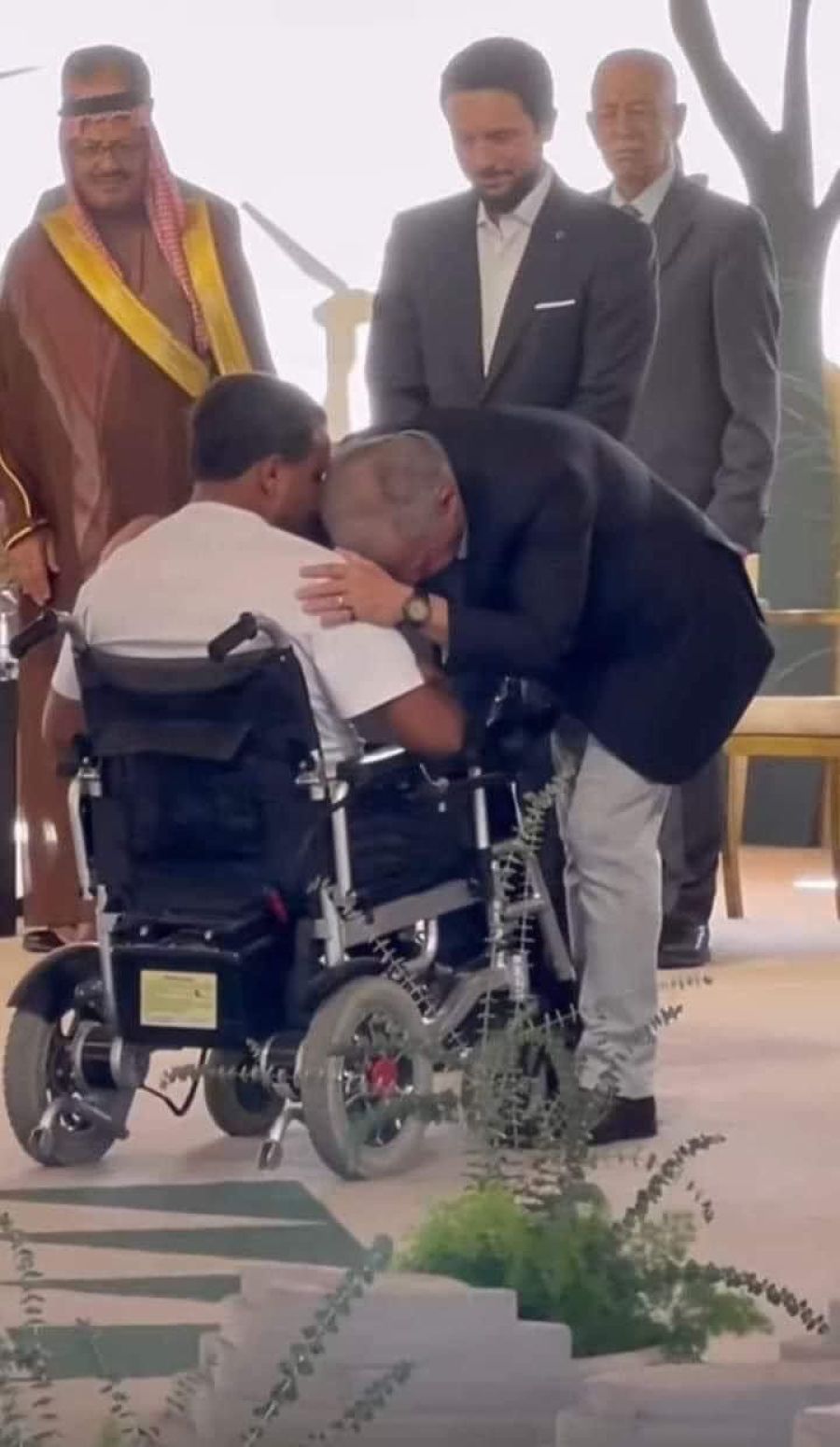 إنسانية الملك .. . الصورة عنوان