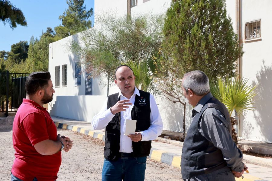 وزير الشباب يواصل زياراته الميدانية في