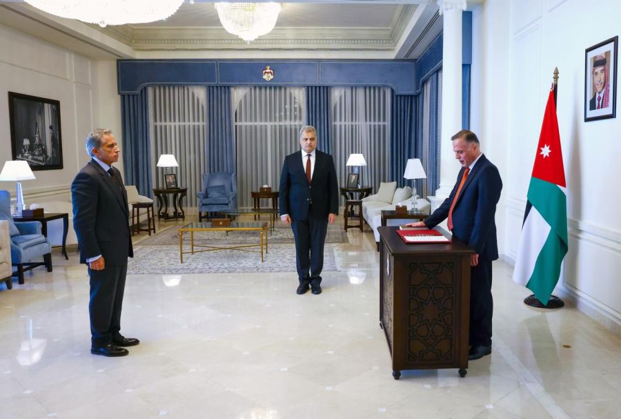 الدغمي يؤدي القسم القانوني رئيسا لديوان