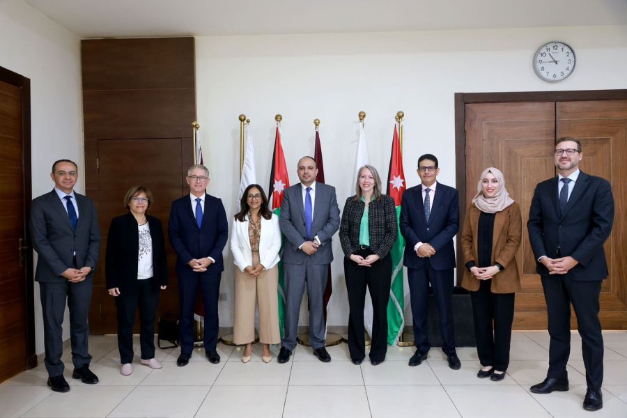 وزير الشباب يبحث والمنسقة المقيمة للأمم