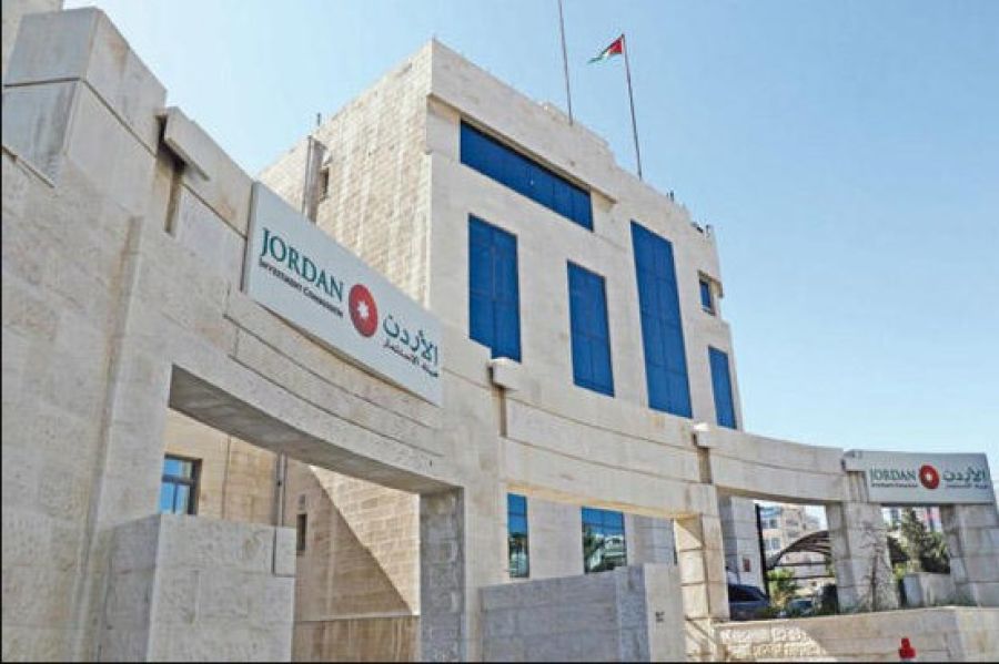 وزارة الاستثمار تدعو سائقين أردنيين لفحوصات