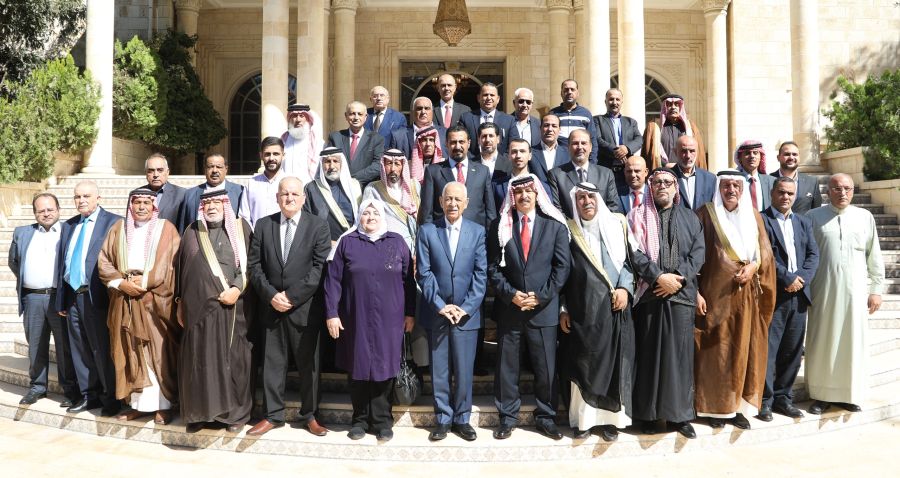 العيسوي يلتقي وفدا من أعضاء مجالس