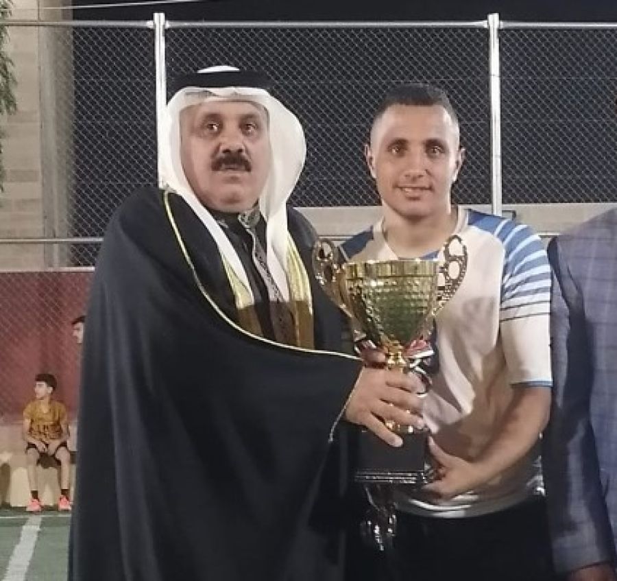 المختار موسى الصقيري يتوج فريق مطعم