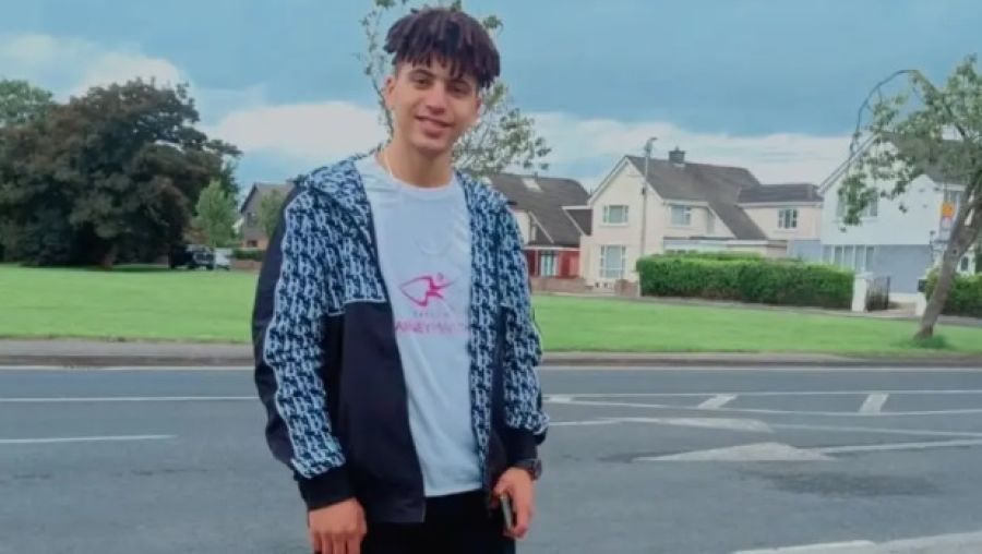 أنقذوا عاهد بشارات.. أخت شاب أردني