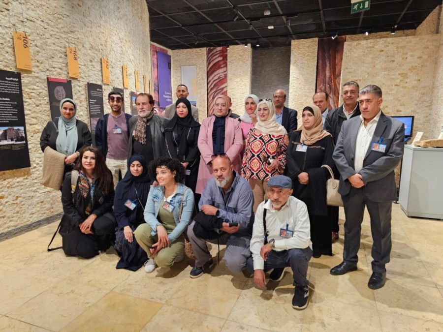 عمان الاهلية تشارك في تحكيم ملتقى