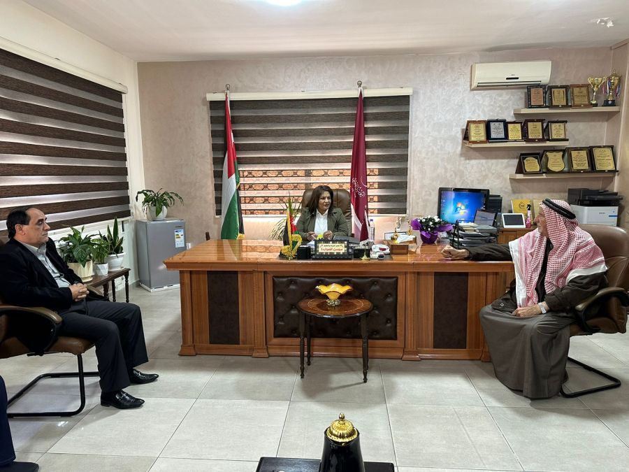 العجارمة تترأس اجتماع مجلس محلي مركز