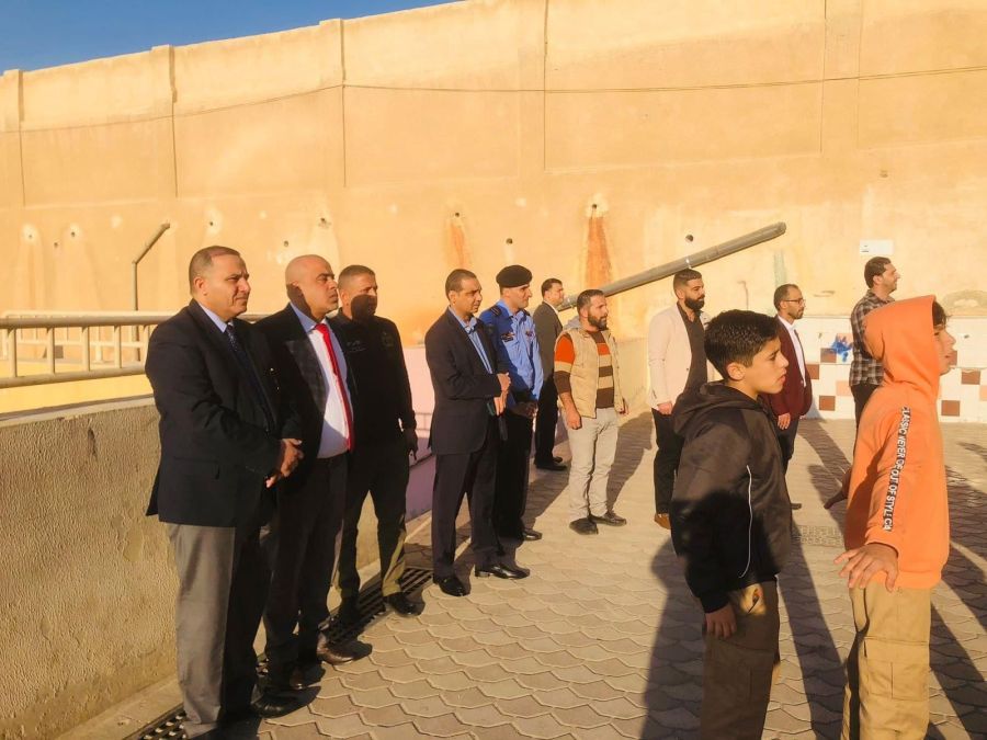 ابو قاعود يزور مدرستين في الزرقاء..