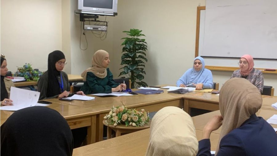 كلية التمريض تعقد ورشة عمل لمشرفي