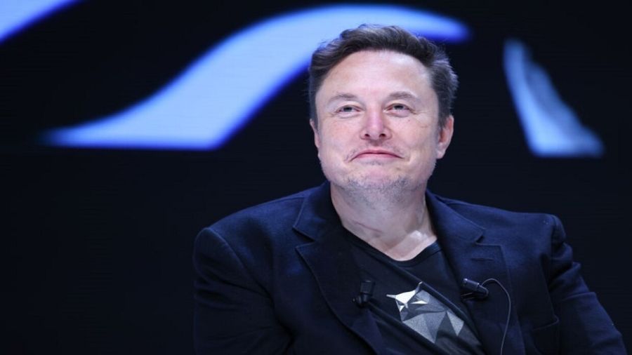 إيلون ماسك شارك في المكالمة الهاتفية