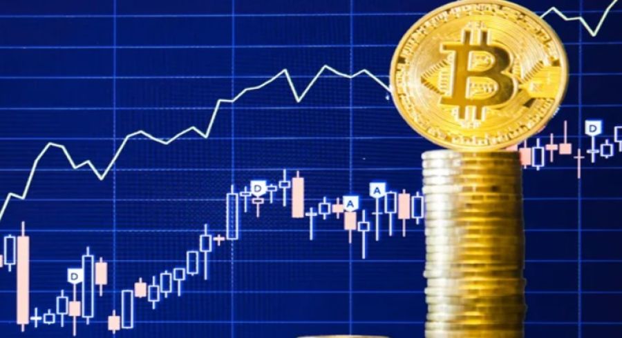 سعر بيتكوين يتجاوز 80 ألف دولار