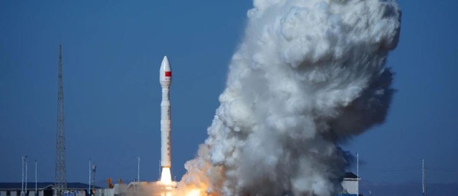 خطوة تاريخية.. عمان تطلق أول قمر