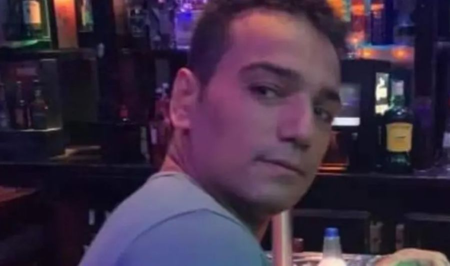 تعرض للخيانة فتوجه للإباحية.. كشف تفاصيل