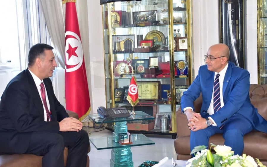 وزير الدفاع الوطني التونسي يلتقي سفير