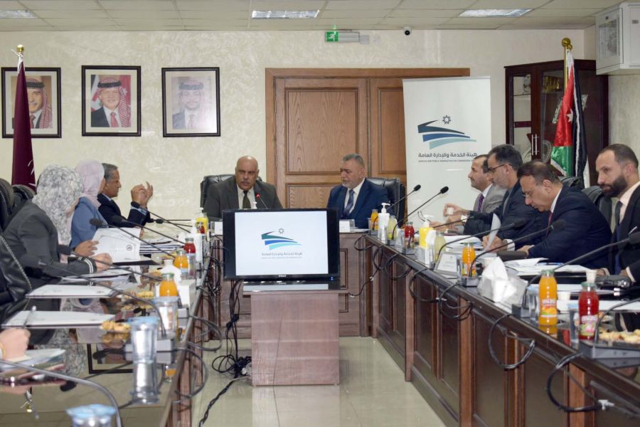 الناصر يؤكد جهود هيئة الخدمة والإدارة