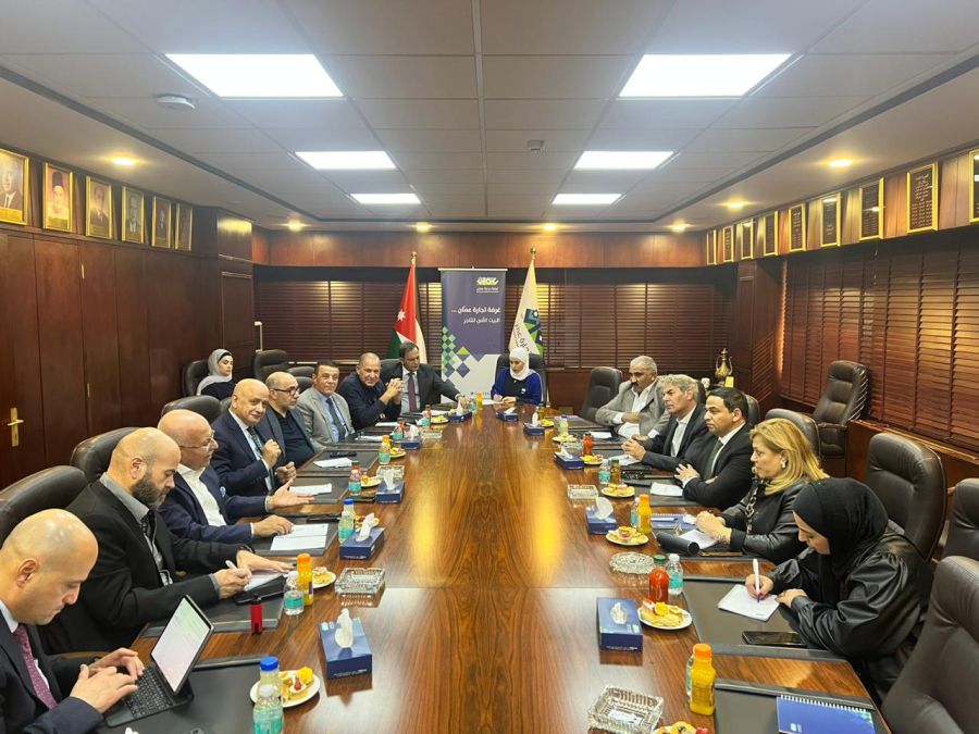 زيارة ميدانية.. عزم في غرفة تجارة