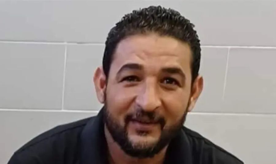 تعاطف مع فتاة لتوصيلها.. كشف لغز