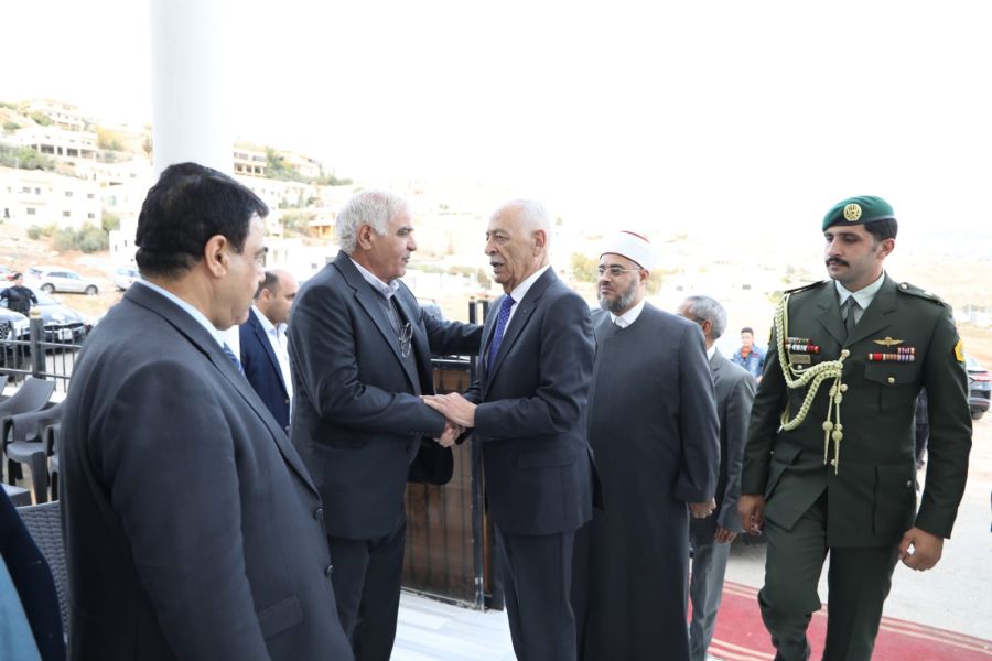 الديوان الملكي يعزي الزرعيني والبقور (صور)