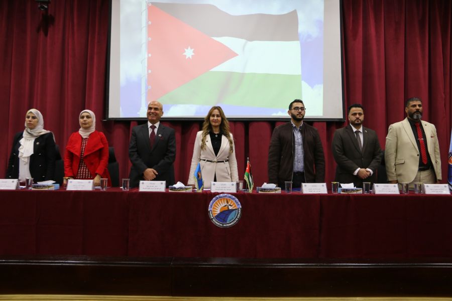 كلية الزرقاء التقنية المتوسطة تنظم لقاء