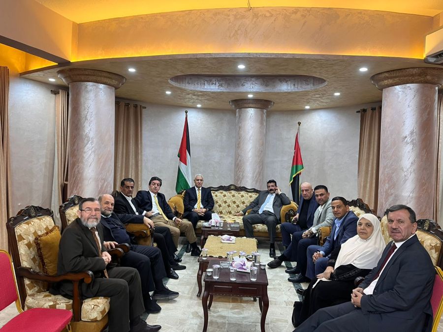 في الزرقاء.. 13 نائبا يناقشون هذه