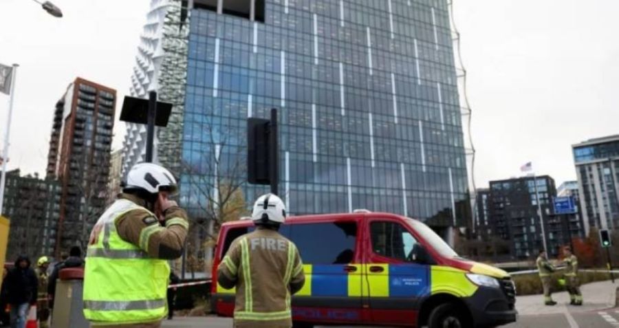 شرطة لندن تفجر طردا مشبوها قرب