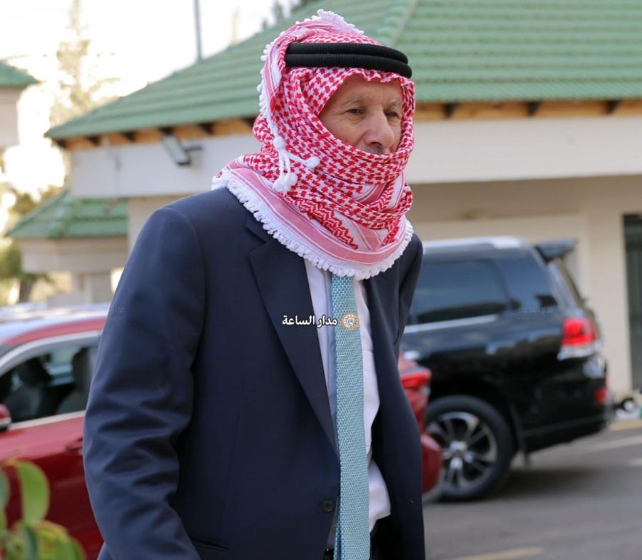 ما الذي يخفيه النائب صالح العرموطي؟