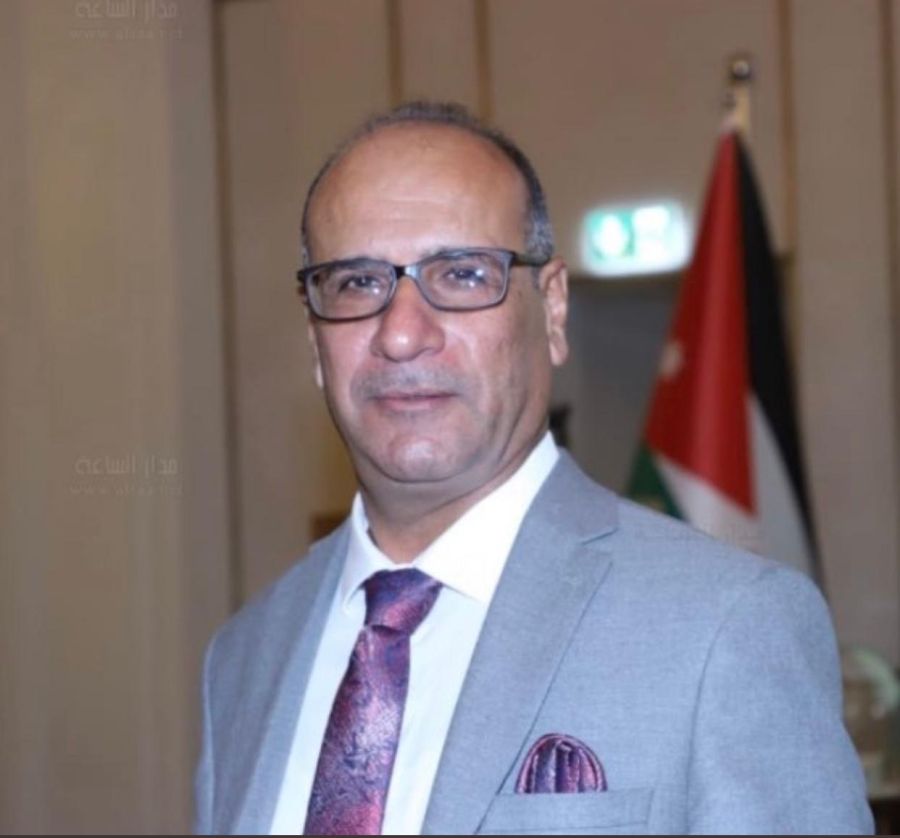 الصحفي المستشار ايمن الحنيطي للدرجة الخاصة