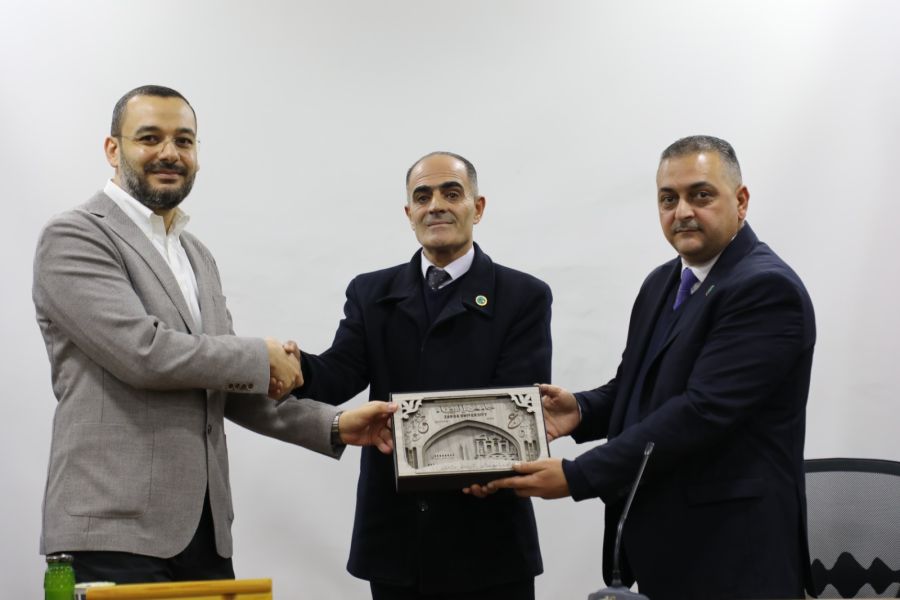 اقتصاد الزرقاء تعقد ندوة علمية عن