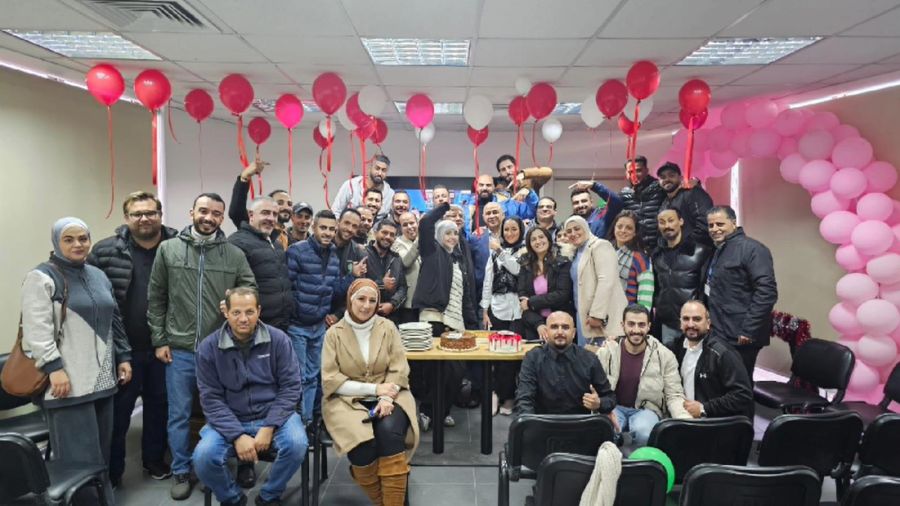 موظفي شركة الشايع يودعون مديرهم المبدع