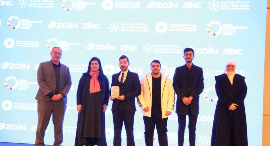 رياديو العلوم التطبيقية يحصدون المركز الأول