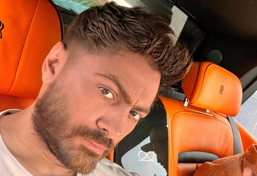 حملة توزيع بطاطين.. تامر حسني يلجأ