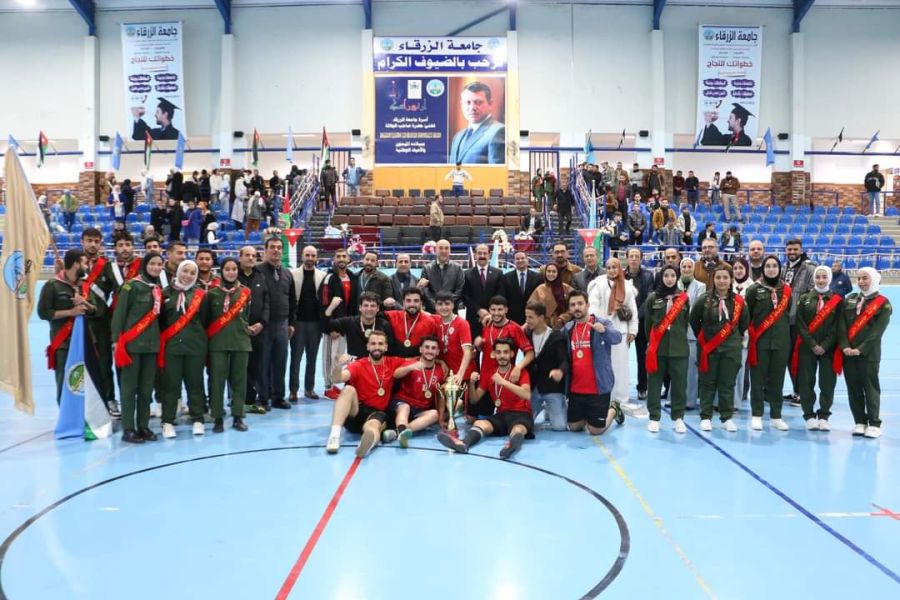 كلية الاقتصاد تظفر ببطولة دوري جامعة