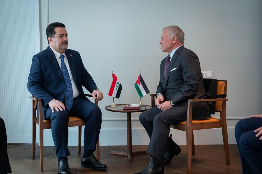 اتصال هاتفي بين الملك ورئيس وزراء