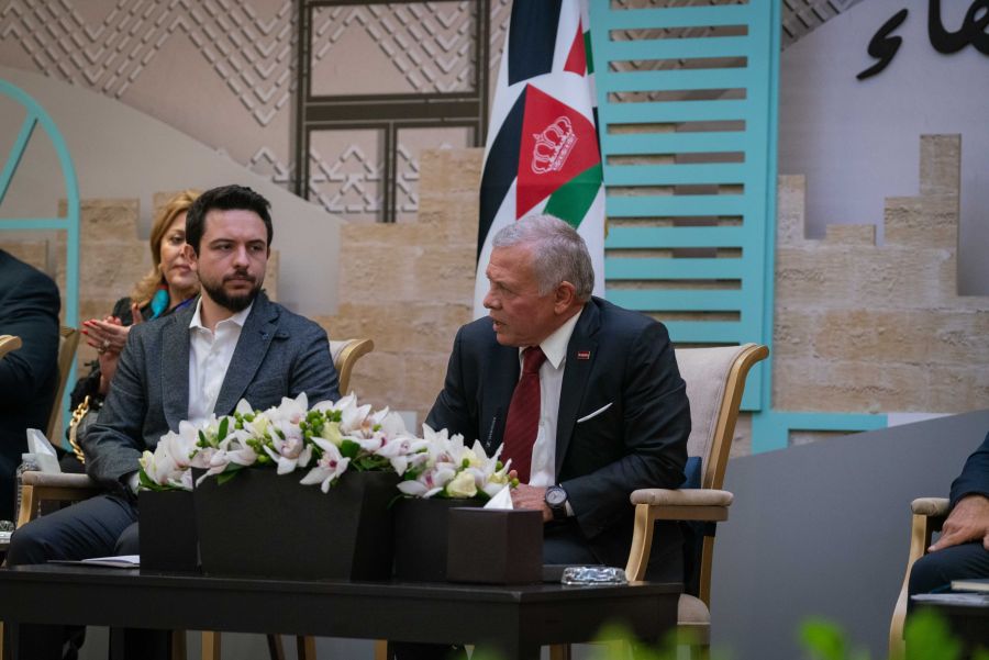 الملك: في شوارع السلط القديمة التاريخ