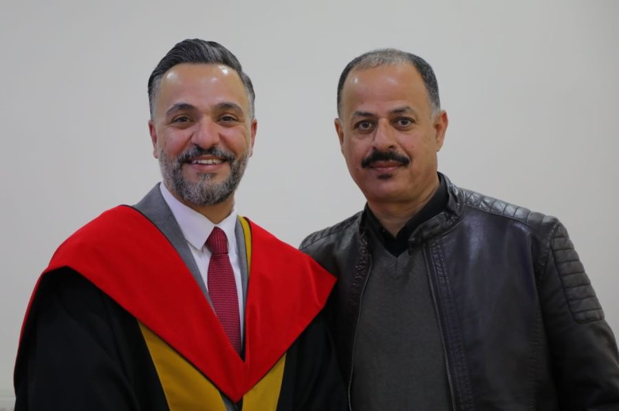 القطيفان يحصل على شهادة الدكتوراة في