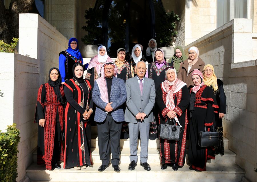 العيسوي فعاليات نسائية وشبابية.. ماذا قال