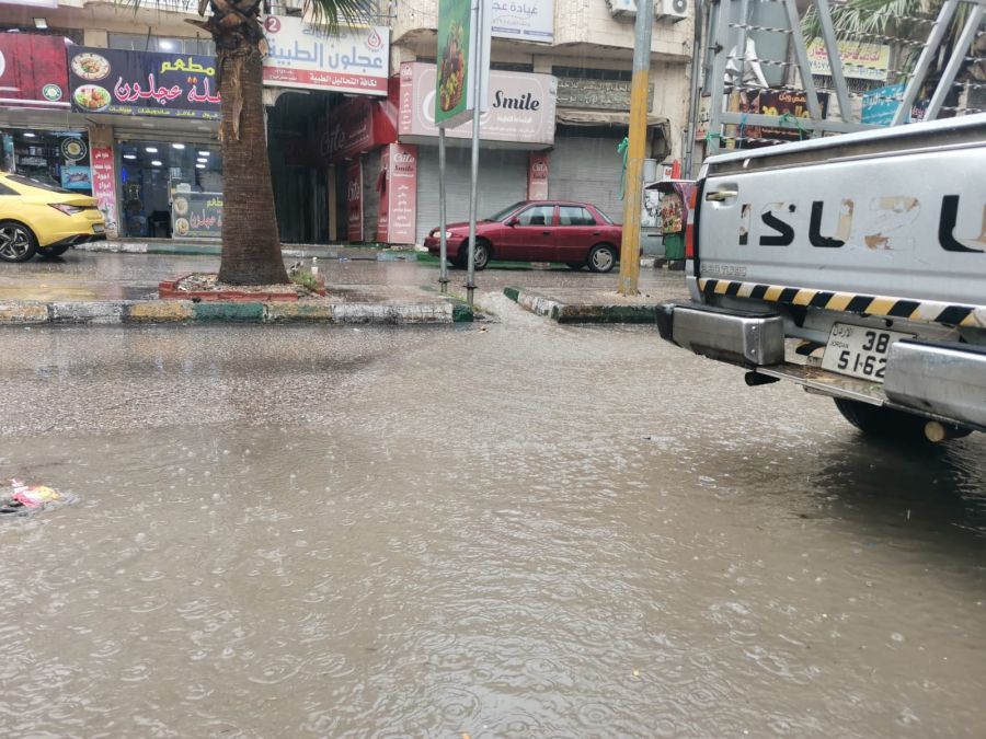 أمطار الخير تحمل البشرى لمزارعي عجلون