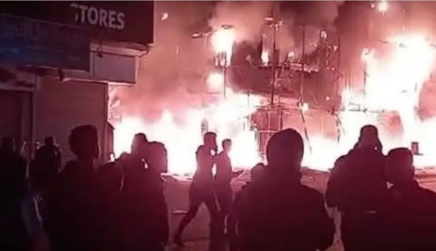 حريق هائل بمطعم شهير في الجيزة..