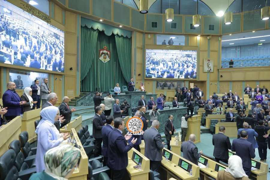 مجلس النواب يقرأ الفاتحة على روح