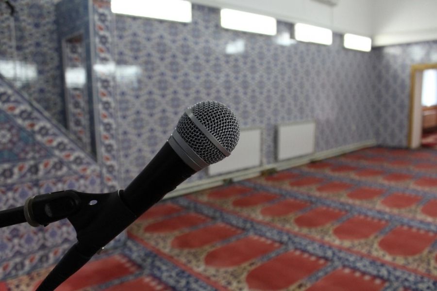 الأردن.. 3 مؤذنين برواتب وصلت لـ