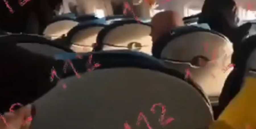 فيديو.. راكب يوثق لحظات الرعب قبل