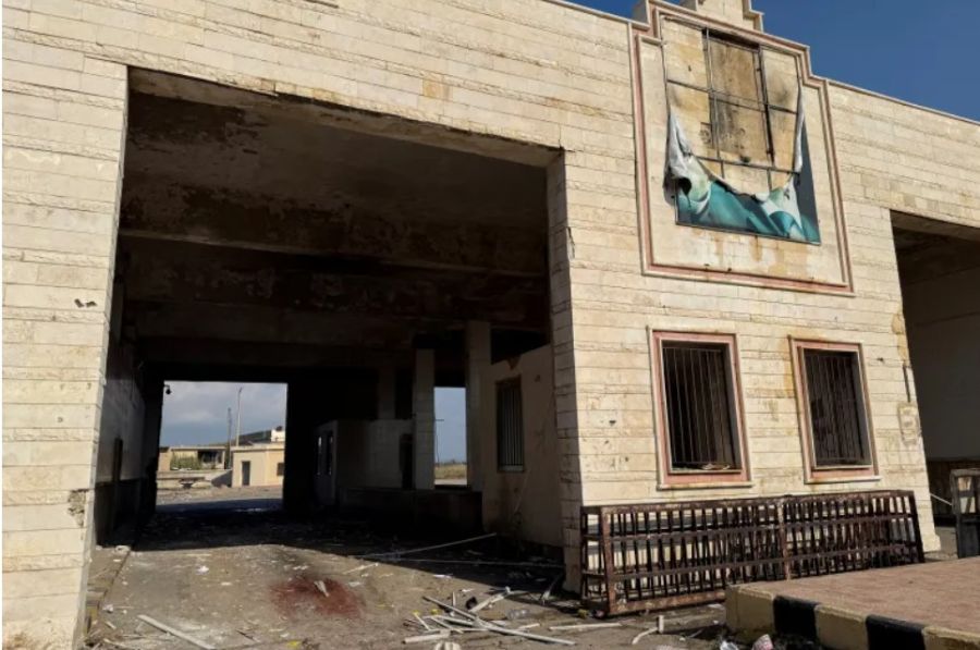 بيروت تسلم دمشق 70 من العسكريين