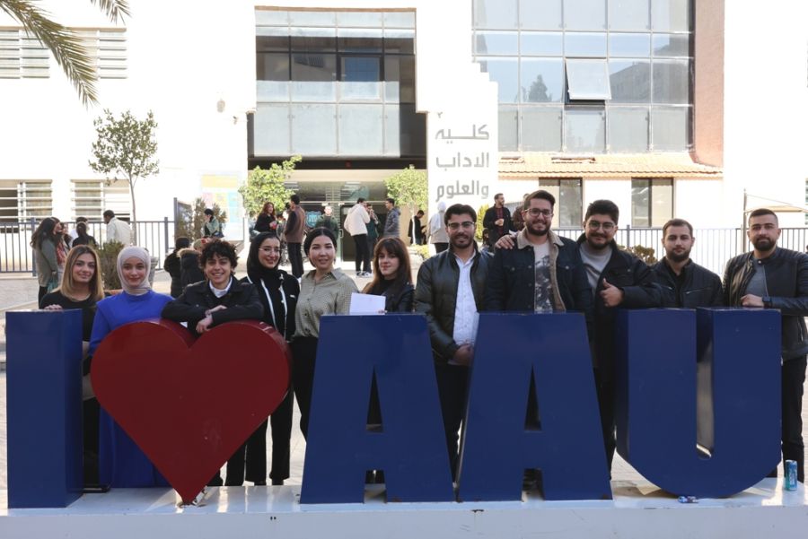 عمان الأهلية ترشّح 12 طالبا للمشاركة